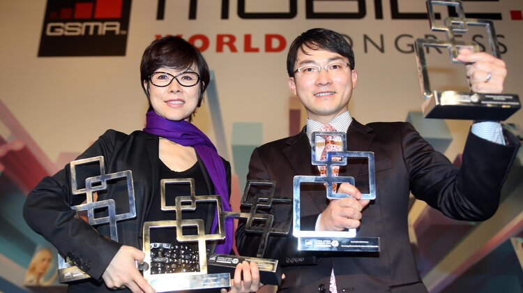 Samsung uhonorowany najważniejszymi nagrodami GSMA podczas targów Mobile World Congress 2013