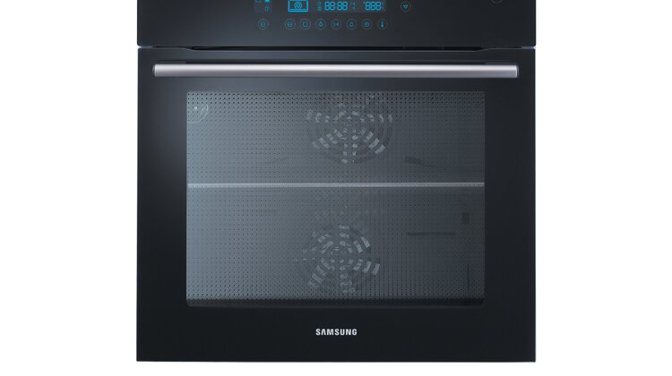 „Dziel i łącz w kuchni”. Nowa kampania piekarników firmy Samsung