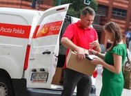 Poczta Polska walczy o prestiżowe „Ekomersy 2014” nowe produkty, usługi, internet - Poczta Polska, w plebiscycie organizowanym przez Fundację Polak 2.0, została nominowana w dwóch kategoriach: „Szczególny wkład na rzecz rozwoju rynku e-commerce” za projekt eCOMMERCE oraz „Najlepszy produkt/usługa wspierająca logistykę e-sklepu” za wdrożenie Paczki korzyści.
