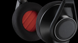 Plantronics RIG FLEX BIZNES, IT i technologie - Firma KONTEL, przedstawiciel Plantronics w Polsce, wprowadziła do sprzedaży nowe, dedykowane dla graczy rozwiązanie tej marki - słuchawki Plantronics RIG FLEX Dolby 7.1 Surround Sound.
