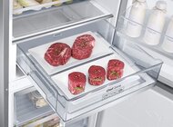 Kup rekordowo pojemną lodówkę i… otrzymaj kod na zakupy w Duka nowe produkty, usługi, technologie - Pojemność lodówki to jedna z najważniejszych cech brana pod uwagę przy zakupie urządzenia. Będąc w sklepie, warto zwrócić uwagę na technologię Space Max zastosowaną w lodówkach Samsung - poprzez wykorzystanie tego systemu zmniejszono grubość ścianek urządzenia uzyskując dodatkową przestrzeń w jej wnętrzu. W ramach promocji, do końca października br. kupując taką lodówkę, można otrzymać też kod na zakupy w Duka.