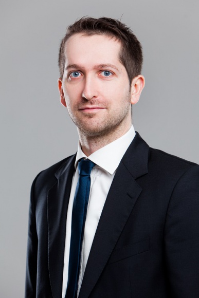 Zespół, który odkrywa wynalazki, czyli o dziale R&D BIZNES, IT i technologie - W szczecińskim Unizeto (Asseco Data Systems SA) jest miejsce, w którym bada się, odkrywa, wynajduje i projektuje nowe technologie. Gdzie burze mózgów kończą się powstaniem koncepcji innowacyjnych produktów i usług.