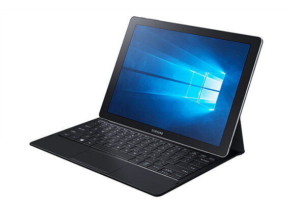 Samsung prezentuje Galaxy TabPro S nowe produkty, usługi, internet - Firma Samsung Electronics poinformowała o wprowadzeniu do oferty rynkowej tabletu klasy premium Galaxy TabPro S, który łączy światowej klasy technologie firmy Samsung z systemem operacyjnym Microsoft Windows 10. Użytkownicy mogą liczyć na wszystkie zalety notebooka i tabletu dostępne w jednym urządzeniu.