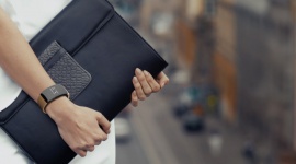 MyKronoz – smartwatche, którymi nie pogardzi żadna kobieta LIFESTYLE, IT i technologie - Choć kobiety są równe mężczyznom, potrafią się przy tym pięknie różnić. Nic więc dziwnego, że przy wyborze np. smartwatcha będą kierować się innymi kryteriami niż panowie. Na jakie modele powinny więc zwrócić uwagę w pierwszej kolejności?