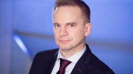 Bezpieczeństwo IT - zasady, których powinni przestrzegać pracownicy BIZNES, IT i technologie - Ponad 80 proc. dyrektorów odpowiedzialnych za bezpieczeństwo informatyczne zaobserwowało wzrost poziomu zagrożenia zewnętrznego w ostatnich trzech latach, a 60 proc. deklaruje, że ataki są bardziej wyrafinowane niż systemy obrony