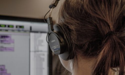 Jak przyciągnąć i zatrzymać specjalistę IT?