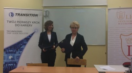 III Liceum Ogólnokształcące szkoli programistów! BIZNES, IT i technologie - Prowadzenie dodatkowych zajęć z zakresu programowania i promowanie rozwiązań IT wśród młodzieży to tylko niektóre założenia współpracy, które zawarło III Liceum Ogólnokształcące im. K.K. Baczyńskiego z Transition Technologies, polską firmą informatyczną.
