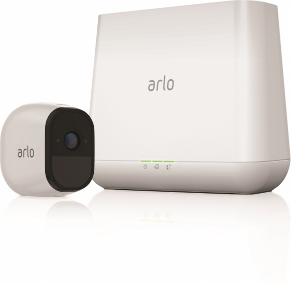 Polska premiera bezprzewodowego NETGEAR Arlo Pro LIFESTYLE, IT i technologie - Na polskim rynku zadebiutował system monitoringu NETGEAR Arlo Pro (VMS4x30)VMS4x30)VMS4x30) . Urządzenie to jest nie tylko wygodne w montażu i użyciu, lecz także niezwykle odporne na warunki atmosferyczne.