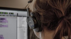 Kobiety coraz chętniej wybierają IT – jakie korzyści może im zaoferować firma?