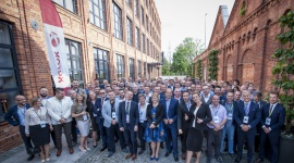 Xerox – największa premiera produktowa w historii firmy BIZNES, IT i technologie - Pod hasłem „AltaLink i VersaLink – kreujmy rzeczywistość” Xerox zaprezentował nową ofertę 29 urządzeń z unikalną technologią ConnectKey2017 oraz najważniejsze obszary współpracy i możliwości wsparcia biznesowego dla autoryzowanych partnerów handlowych.