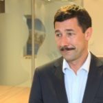 Sztuczna inteligencja ułatwi komunikację biur podróży z klientami. W dalszej perspektywie może zastąpić także pilotów wycieczek