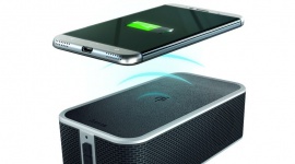 Głośnik, który podładuje Twojego smartfona