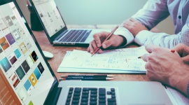 PowerPoint vs. Google Slides: Pojedynek na slajdy