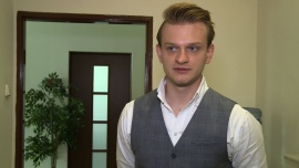 Rozwój technologii mobilnych miał poprawić cyfrowy obieg dokumentów. Tymczasem spowodował wzrost liczby wydruków INNOWACJE, - Wbrew przewidywaniom analityków rosnąca popularność urządzeń mobilnych i rozwiązań chmurowych nie spowodowała zmniejszenia wykorzystania dokumentów drukowanych. Technologie mobilne i chmurowe sprawiły, że współcześni użytkownicy drukarek używają ich częściej niż kiedykolwiek. 39 proc. milenialsów drukuje bezpośrednio z urządzeń mobilnych.