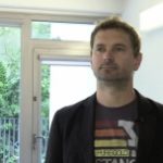 Kryptowaluty wychodzą poza środowisko inwestorów. Coraz więcej sklepów i punktów usługowych akceptuje płatności bitcoinem