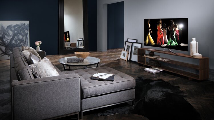 Doznaj olśnienia z Samsung QLED TV nowe produkty, usługi, technologie - Wow! Super! Nie wiedziałem, że to takie proste! Te i wiele innych, podobnych określeń używamy, żeby opisać coś, co nas zachwyciło. A Ty pamiętasz, kiedy ostatnim razem doznałeś olśnienia? Jeśli nie, koniecznie zobaczą nową kampanię Samsung pod hasłem „Doznaj olśnienia” i daj się zaskoczyć.  