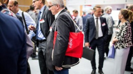 Fujitsu Forum 2017 w Monachium BIZNES, IT i technologie - „Human Centric Innovation: Digital Co-creation” było oficjalnym hasłem listopadowego Fujitsu Forum w Monachium, podczas którego zaprezentowano, jak cyfrowe współtworzenie stymuluje transformację biznesową.