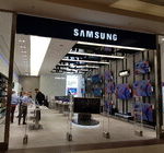 190-140-13 Samsung otwiera 20. Brand Store w Polsce