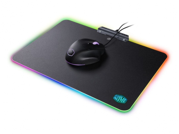 Cooler Master prezentuje nową podkładkę z podświetleniem RGB LIFESTYLE, IT i technologie - Twarde podkładki pod mysz to ciekawa alternatywa dla zwykłych, materiałowych mouse padów - charakteryzują się bowiem lepszą wytrzymałością i poprawą wyników osiąganych przez gryzonia. Dlatego Cooler Master zdecydował się na wypuszczenie RGB Hard Gaming Mouse Pad.