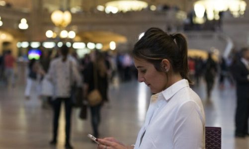 Ericsson 5G Radio Dot znacznie zwiększa zasięg w pomieszczeniach