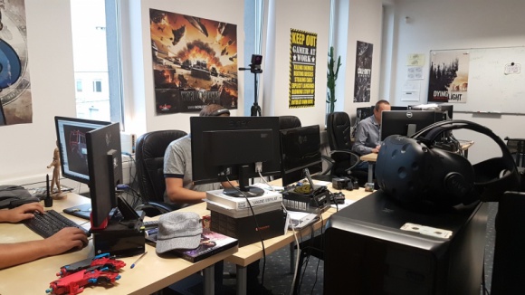 Dziś rozpoczyna się Krak Jam 2018! BIZNES, IT i technologie - Kraków na kilka dni stanie się stolicą branży gamingowej – do niedzieli potrwa kolejna edycja konkursu Krak Jam, skierowana do młodych twórców gier. Inicjatywa jest częścią znanego na całym świecie Global Game Jam.