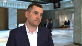 Lekooporne bakterie zabijają setki tysięcy ludzi rocznie. Polska firma pracuje nad zahamowaniem rozwoju superbakterii