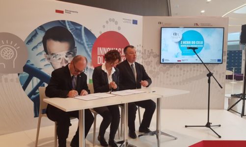 Narodowe Centrum Badań i Rozwoju oraz Poczta Polska stawiają na elektromobilność