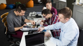 Polscy programiści w światowej czołówce BIZNES, IT i technologie - Według badania HackerRank Polska zajęła 3 miejsce na liście krajów dysponujących najlepszymi programistami. Co nas wyróżnia na tle innych narodów?