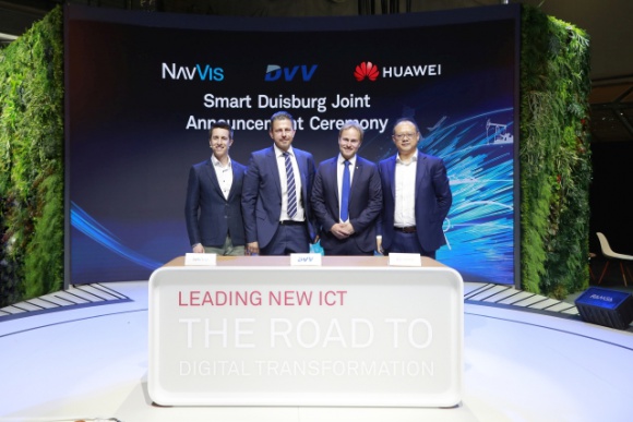 Huawei i DU-IT budują Smart City w Niemczech BIZNES, IT i technologie - Na CEBIT 2018 Huawei i DU-IT GmbH, miejska spółka zależna Duisburger Versorgungs- und Verkehrsgesellschaft mbH (DVV), podpisały umowę ramową dotyczącą marki "Rhine Cloud" i usług Smart City.