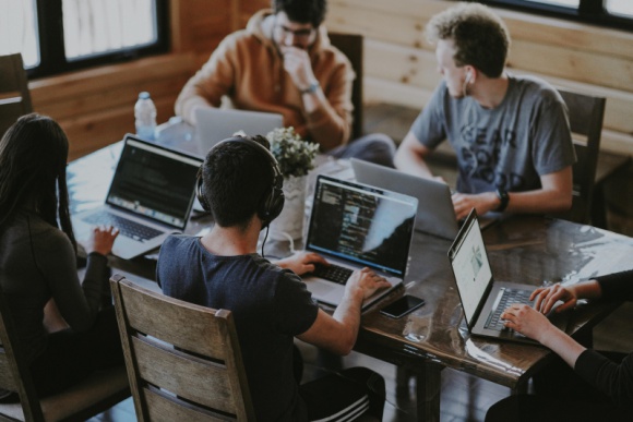 Microsoft Teams –usługa, o której będzie coraz głośniej. Poznaj ją na webinarium