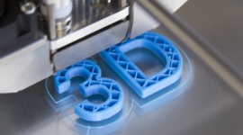 DB Schenker pierwszy oferuje rozwiązania w druku 3D BIZNES, IT i technologie - DB Schenker jako pierwszy operator logistyczny na świecie oferuje swoim klientom kompleksową usługę druku 3D.