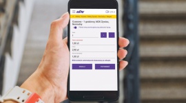 Bilety komunikacji za 1 zł w Białej Podlaskiej, Świnoujściu, Zgierzu i Żywcu BIZNES, IT i technologie - Trwa promocja, dzięki której pasażerowie komunikacji miejskiej w Białej Podlaskiej, Świnoujściu, Zgierzu i Żywcu mogą kupować bilety za symboliczną złotówkę. Wystarczy korzystać z aplikacji mobilnej mPay i dokonywać zakupu przy użyciu karty płatniczej.