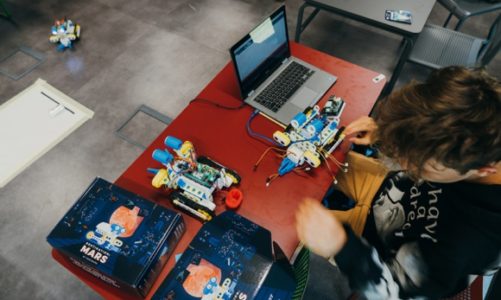 4,5 mln zł dla polskiego start-upu na system uczący dzieci robotyki i programowa