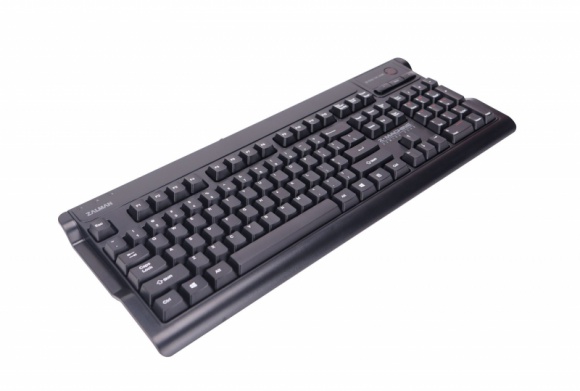 Zalman ZM-K600S - klawiatura membranowa z pełnym N-Key Rollover LIFESTYLE, IT i technologie - Południowokoreański Zalman, mający w swojej ofercie klawiatury mechaniczne, tym razem kusi graczy modelem ZM-K600S