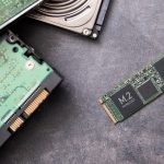 Jak przyspieszyć komputer z SSD NVMe U.2?