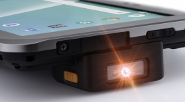 Panasonic wprowadza wzmocniony 7-calowy tablet z systemem Android BIZNES, IT i technologie - Panasonic zaprezentował najnowszy 7-calowy Toughbook FZ-L1 z systemem Android przeznaczony dla pracowników mobilnych. Model będzie dostępny w dwóch wersjach - z samym Wi-Fi lub z Wi-Fi oraz obsługą połączeń głosowych i transmisji danych.