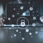 Cyberbezpieczni w pracy. Pięć zasad, które powinien znać każdy pracownik
