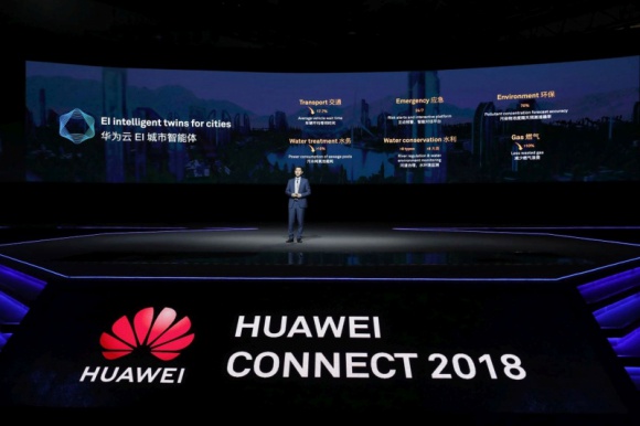 Huawei Cloud prezentuje EI Intelligent Twins – inteligentne cyfrowe bliźniaki BIZNES, IT i technologie - Podczas HUAWEI CONNECT 2018 zaprezentowane zostało rozwiązanie Huawei Cloud EI Intelligent Twins – inteligentne cyfrowe bliźniaki dla miast.