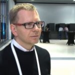 Polacy opracowali aparat fotograficzny, pozwalający „zobaczyć” zdjęcie za pomocą palców. Innowacje coraz bardziej ułatwiają życie niewidomym