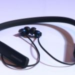 Słuchawki stają się coraz bardziej smart. Producenci oferują także najnowszą technologię dźwięku 3D