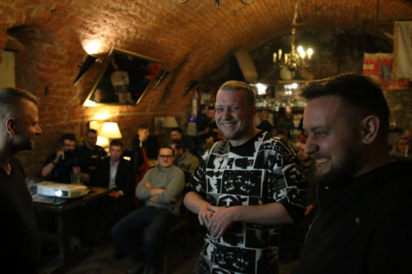 Nieformalnie o programowaniu, czyli #9 BarCoders BIZNES, IT i technologie - W piątkowy wieczór, 14. grudnia odbędzie się kolejne nieformalne spotkanie programistów w Świdnicy. To okazja do pełnej inspiracji wymiany doświadczeń bez krawatów. Cele są dwa: zdobycie wiedzy i integracja środowiska IT.