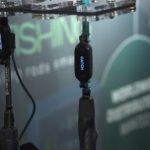 Technologie coraz skuteczniej wspierają hobbystów. Inteligentny czujnik wskaże wędkarzom najlepsze miejsce połowu, a luneta pomoże obrać cel myśliwym