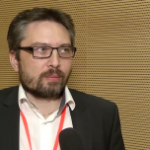 Powstaje coraz więcej leków z przeznaczeniem do wchłaniania przez ludzką skórę. Przyszłością dawkowania medykamentów może być biżuteria farmaceutyczna