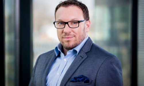 Zaufanie głównym towarem – jak SI rozwinie się w 2019 roku?