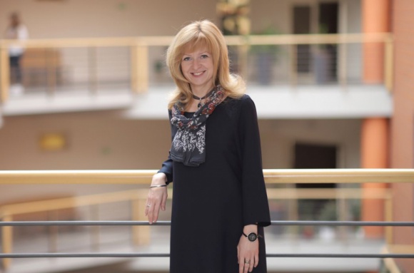 Wearables – i wiesz o sobie wszystko BIZNES, IT i technologie - Trend technologii ubieralnych komentuje dr Dominika Kaczorowska-Spychalska z Wydziału Zarządzania UŁ