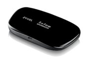 Wyjeżdżasz na majówkę i chcesz mieć wygodny dostęp do sieci? Weź ze sobą mobilny router technologie, technologie - Wyjeżdżając na majówkę w góry czy za granicę nie chcemy rezygnować z dostępu do Internetu. Udostępnianie go jest jednak prawdziwym zabójcą baterii w telefonie. Prostym i wygodnym rozwiązaniem tego problemu jest mobilny, mieszczący się w kieszeni router.