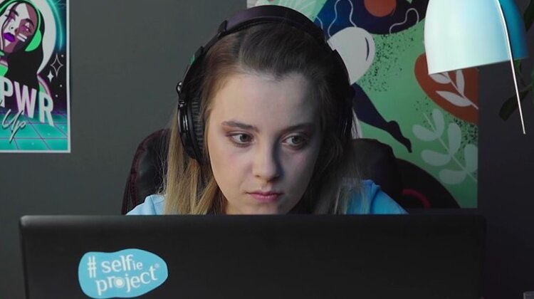 Selfie Project wspiera kobiety w świecie gamingu
