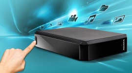 ADATA HM800 – najlepszy dodatek do telewizorów Smart TV oraz konsol LIFESTYLE, IT i technologie - ADATA wprowadza do swojej oferty nowy stacjonarny zewnętrzny dysk HDD – model HM800, który oferuje możliwość wykonania kopii zapasowej za pomocą naciśnięcia jednego przycisku i ma maksymalnie 8 TB pojemności.