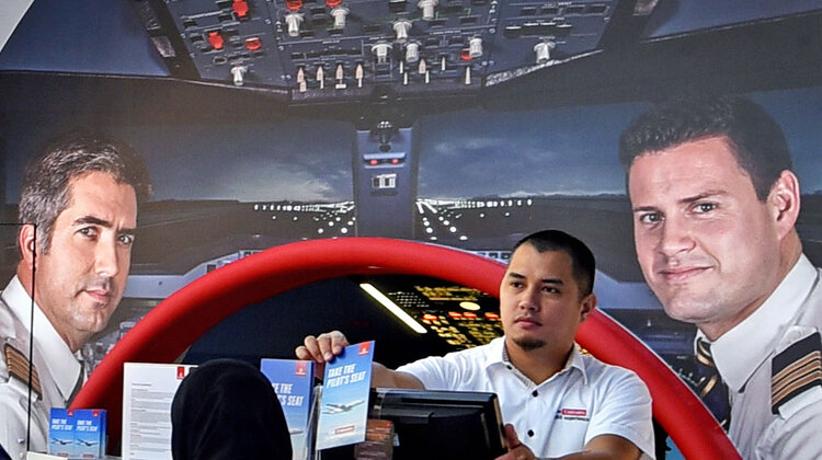 Gotowy do startu – nowy symulator lotu linii Emirates w centrum handlowym Dubai Mall