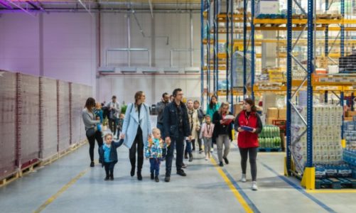 Tłumy w centrum logistycznym Frisco.pl podczas Nocy Innowacji